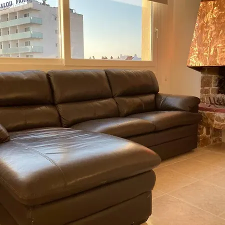 Apartamento Con Terraza Y Vistas Al Mar - Tree House Salou Exterior photo